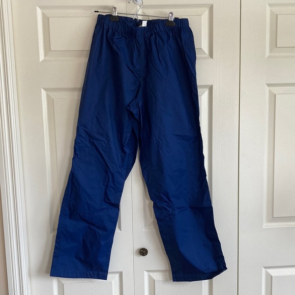 Vintage MEC rain pants in excellent condition - Picture 1 of 4